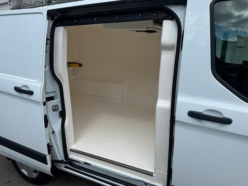 Usata Ford Transit Custom 105 CV (77 kW) 2020 Bianco Monovolume