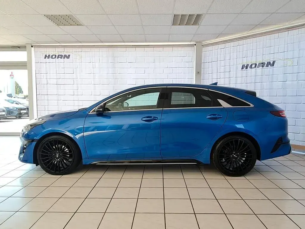 Gebraucht Kia ProCeed GT-Line 160 PS (117 kW) 2023 (b3l) blue flame met. Kombi