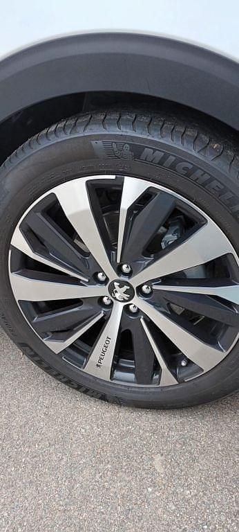 Gebraucht Peugeot 3008 Allure 120 PS (88 kW) 2017 Weiß SUV