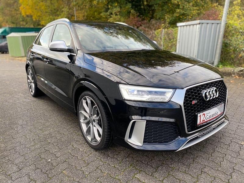 Schwarz Gebraucht 2016 Audi RS Q3 Design SUV | 26.950 € (Guter Preis) - Bild 1/4