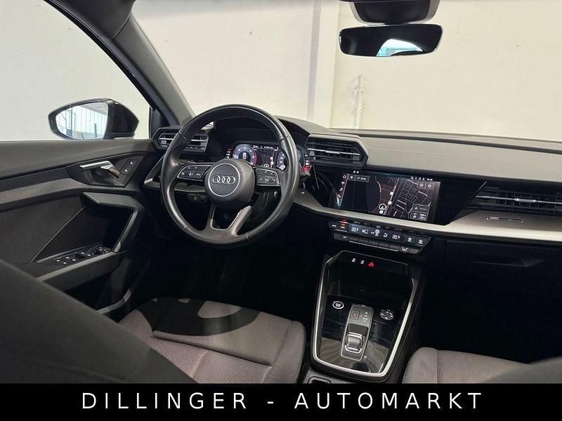 Gebraucht Audi A3 S-Line 116 PS (85 kW) 2022 Brillantschwarz Limousine