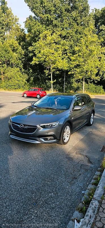 Grau Gebraucht 2018 Opel Insignia Country Tourer Kombi | 13.500 € (Superpreis) - Bild 1/4