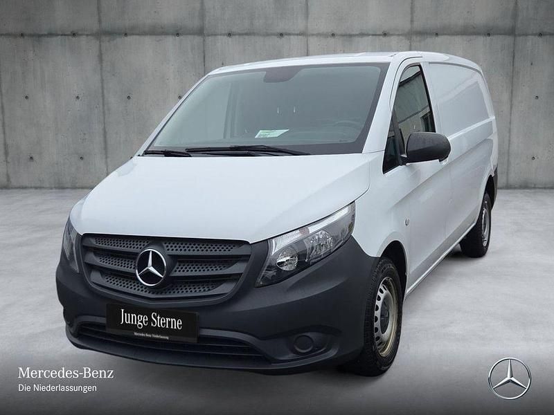 Gebraucht Mercedes Vito 102 PS (75 kW) 2021 Weiß Van