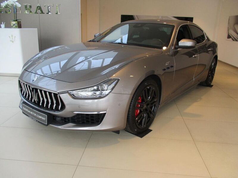 Grau Gebraucht 2021 Maserati Ghibli GT Coupé | 48.950 € (Superpreis) - Bild 1/4