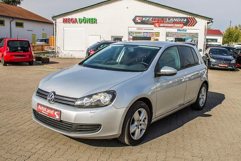Gebraucht VW Golf VI 90 PS (66 kW) 2009 Silber Kleinwagen