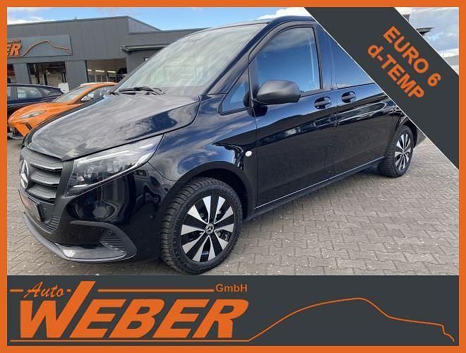 Obsidianschwarz metallic Gebraucht 2025 Mercedes Vito Kombi | 56.480 € - Bild 1/4