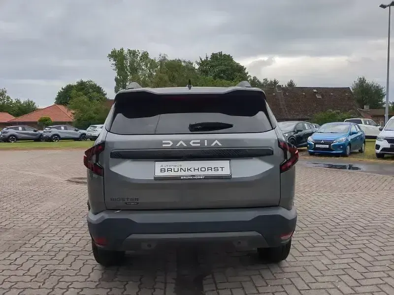 Neu Dacia Bigster Journey 158 PS (116 kW) 2026 Dolomitgrau+schwarz SUV