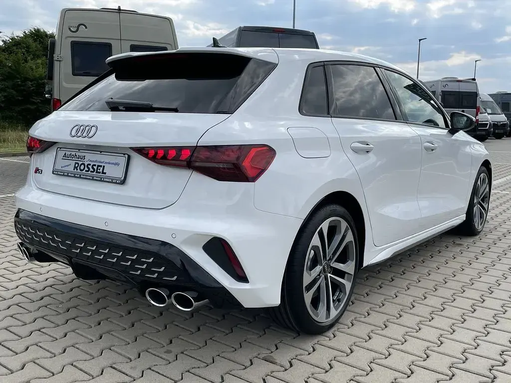 Neu Audi S3 Sport 333 PS (244 kW) 2026 Arkonaweiß Limousine