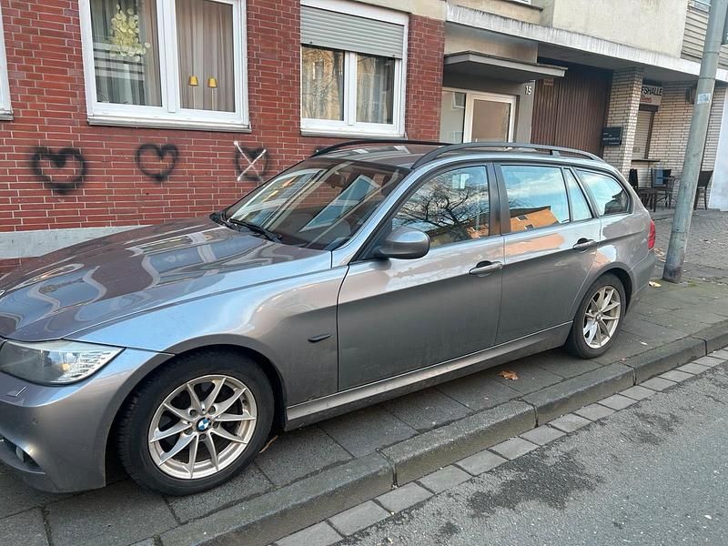 Gebraucht BMW 320 190 PS (139 kW) 2010 Kombi