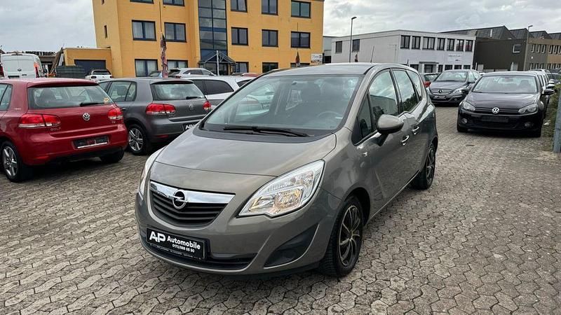Grau Gebraucht 2011 Opel Meriva Edition Van / Kleinbus | 4.400 € (Fairer Preis) - Bild 1/4
