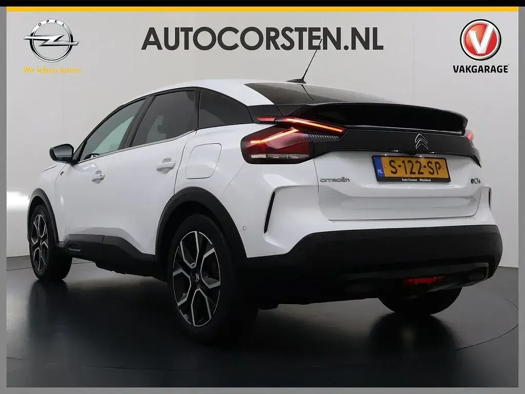 Używany Citroën e-C4 Business Class 100 kW (136 KM) 2023 Biały SUV