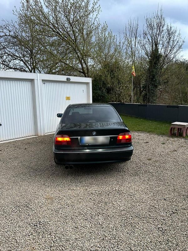 Gebraucht BMW 523 170 PS (125 kW) 2000 Grün Limousine