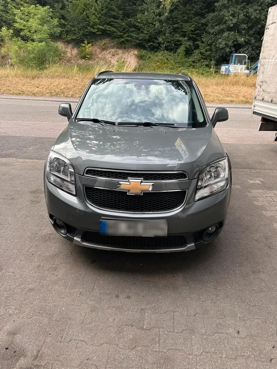 Gebraucht Chevrolet Orlando LT 163 PS (119 kW) 2012 Grau Van / Kleinbus