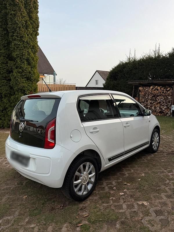 Gebraucht VW up! Cup 60 PS (44 kW) 2016 Weiß Kleinwagen