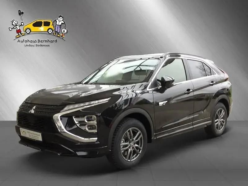 Pantherschwarz Gebraucht 2022 Mitsubishi Eclipse Cross Plus SUV | 23.700 € (Fairer Preis) - Bild 1/4