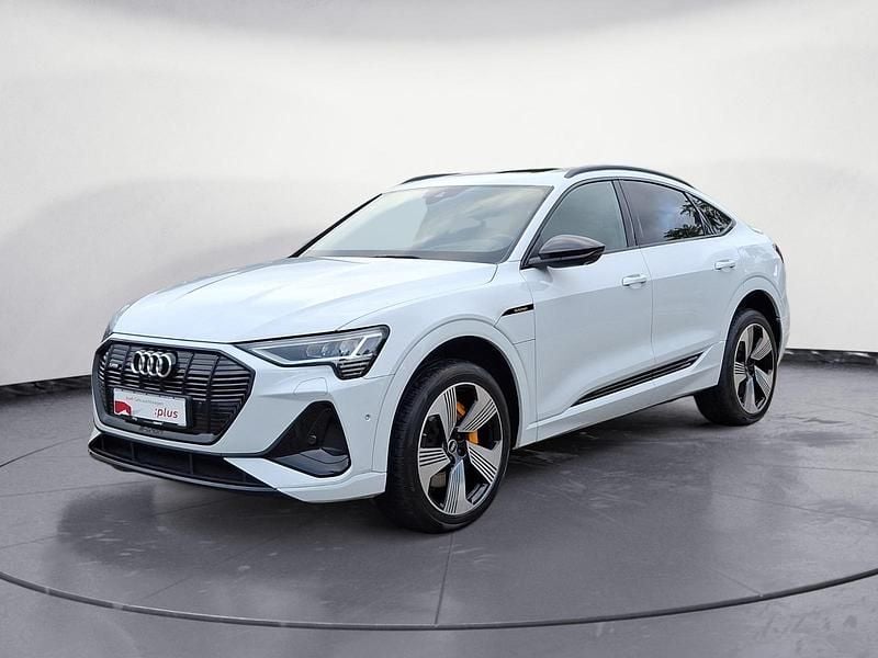 Weiß Gebraucht 2021 Audi e-tron Sportback S-Line SUV | 43.990 € (Fairer Preis) - Bild 1/4