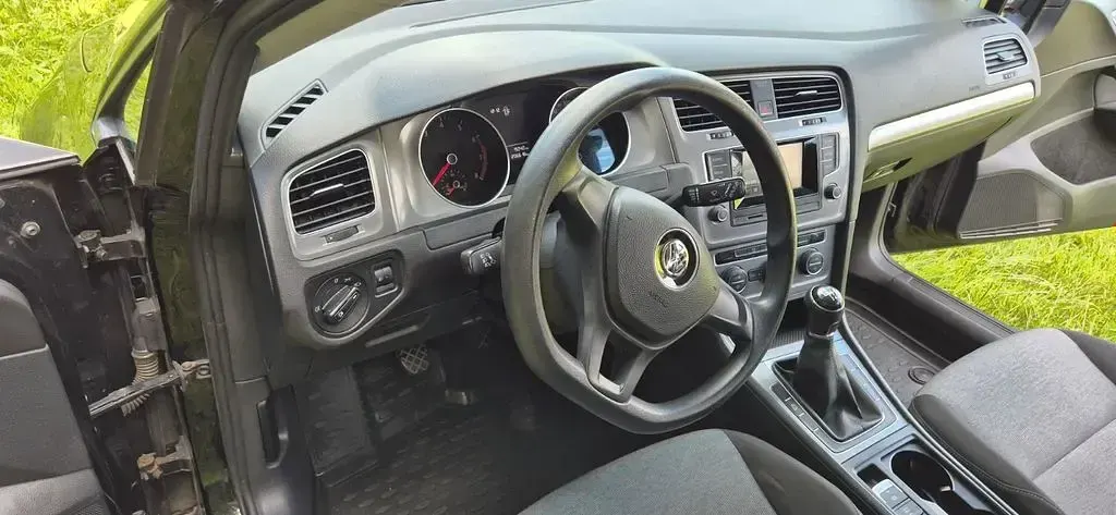 Gebraucht VW Golf VII 105 PS (77 kW) 2014 Schwarz Kombi