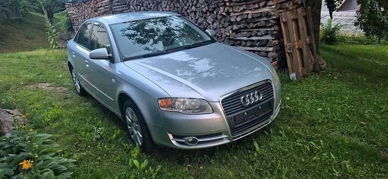 Silber Gebraucht 2005 Audi A4 Limousine | 3.500 € (Guter Preis) - Bild 1/4