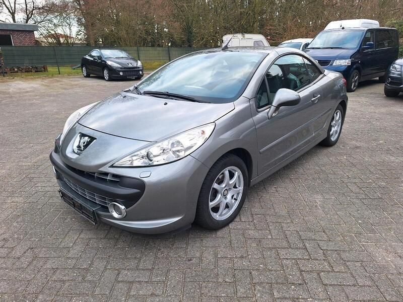 Grau Gebraucht 2008 Peugeot 207 CC Cabrio | 1.900 € - Bild 1/4