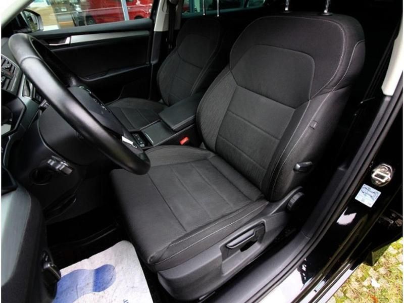 Gebraucht Skoda Superb Ambition 150 PS (110 kW) 2016 Blackmagic perleffekt (metallic) Kombi