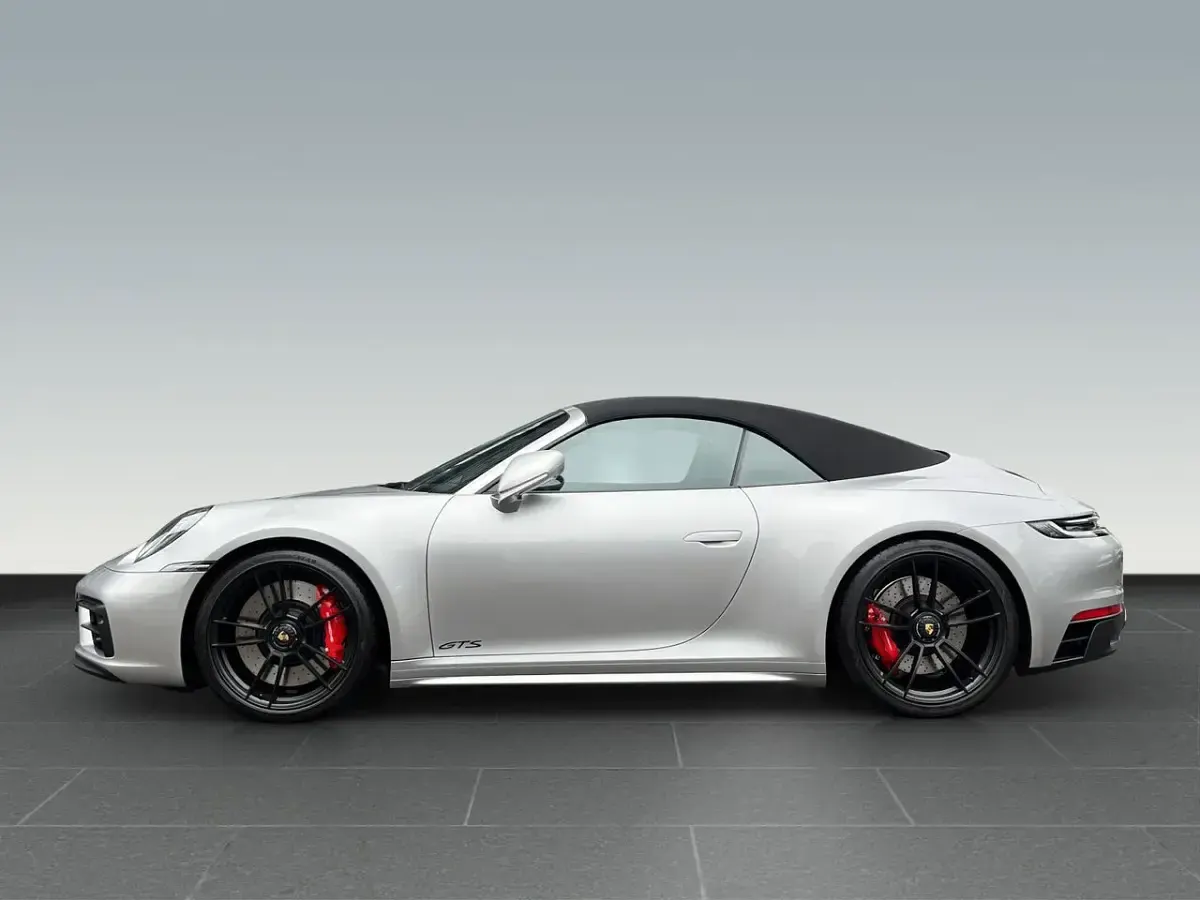 Gebraucht Porsche 992 480 PS (353 kW) 2024 Gtsilbermetallic (metallic)