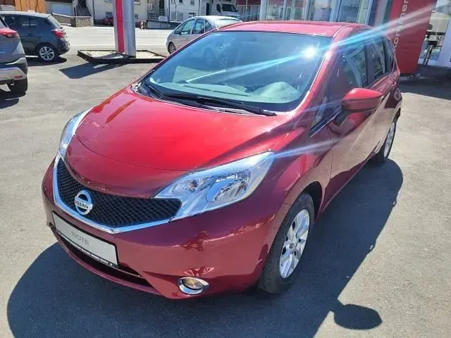 Usata Nissan Note Acenta 80 CV (58 kW) 2016 Rosso Utilitaria