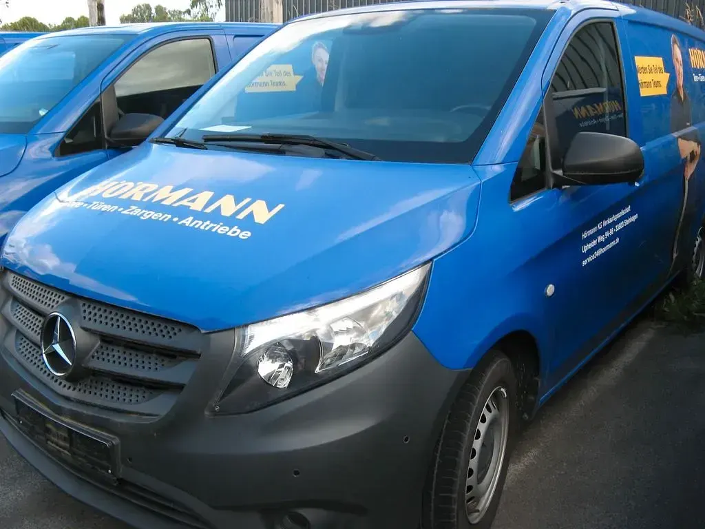 Gebraucht Mercedes Vito 136 PS (100 kW) 2019 Blau Van