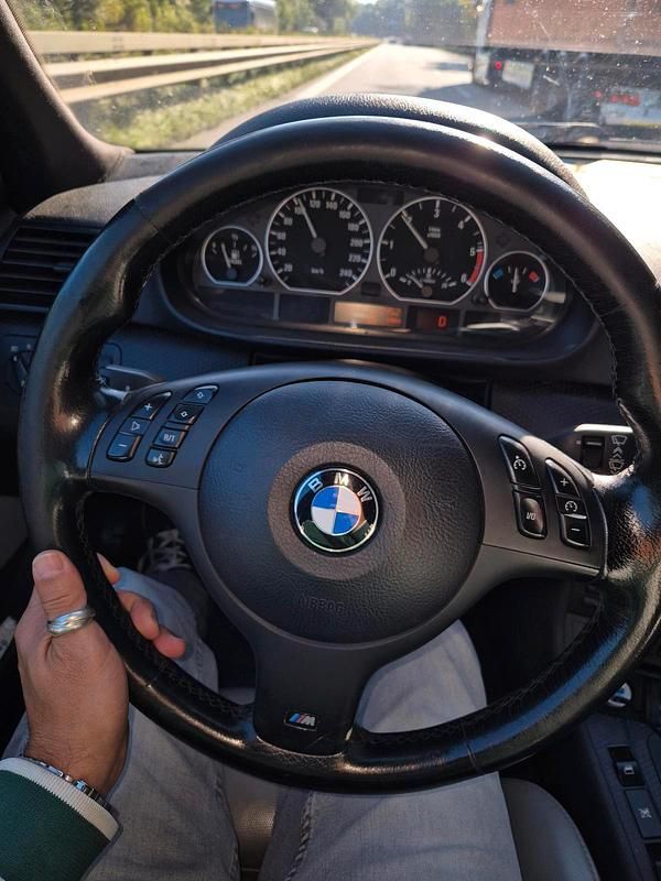 Gebraucht BMW 330 M Sport 204 PS (150 kW) 2005 Silber Kombi