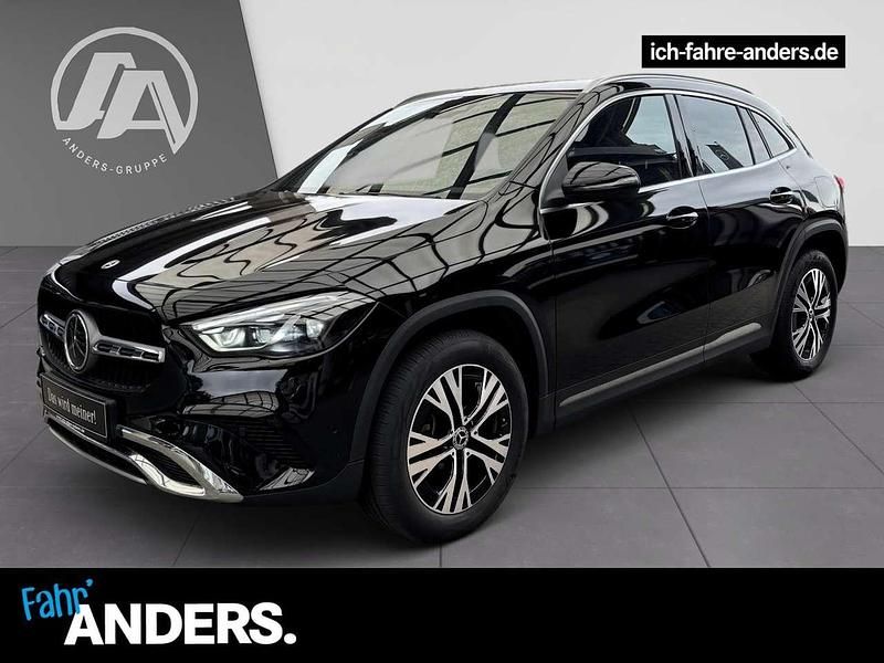 Kosmosschwarz Gebraucht 2023 Mercedes GLA250 Progressive SUV | 35.324 € (Superpreis) - Bild 1/2