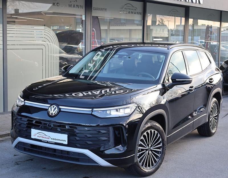 Gebraucht VW Tayron Life 150 PS (110 kW) 2025 Schwarz SUV