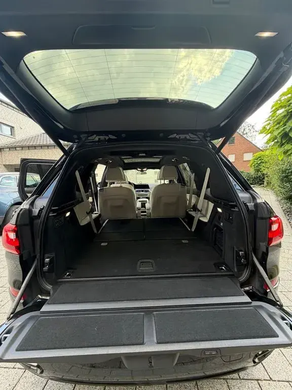 Gebraucht BMW X7 M Sport 340 PS (250 kW) 2022 Schwarz SUV