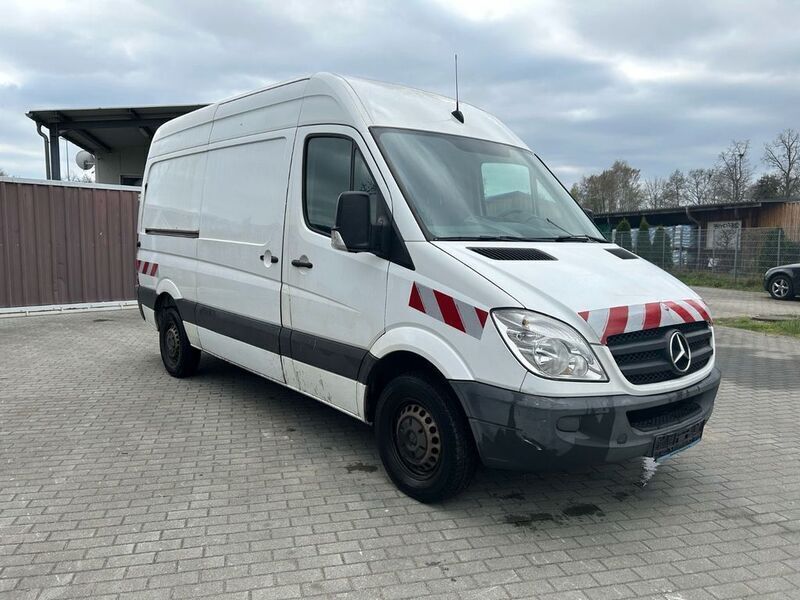 Gebraucht Mercedes Sprinter 129 PS (94 kW) 2012 Weiß Van