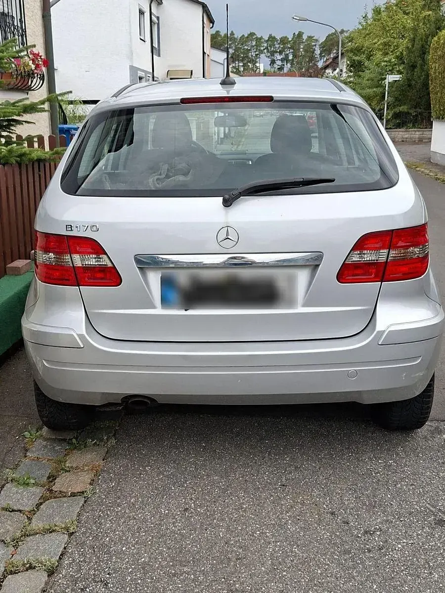 Gebraucht Mercedes B170 116 PS (85 kW) 2008 Silber Van / Kleinbus
