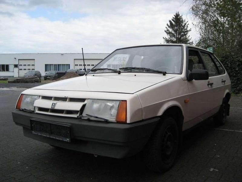 Gebraucht Lada Samara 65 PS (47 kW) 1990 Weiß Kleinwagen
