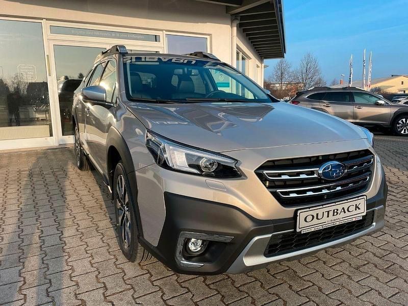 Neu Subaru Outback Platinum 169 PS (124 kW) 2026 Gold Limousine