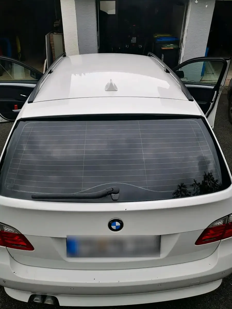 Gebraucht BMW 525 Basis 197 PS (144 kW) 2009 Weiß Kombi