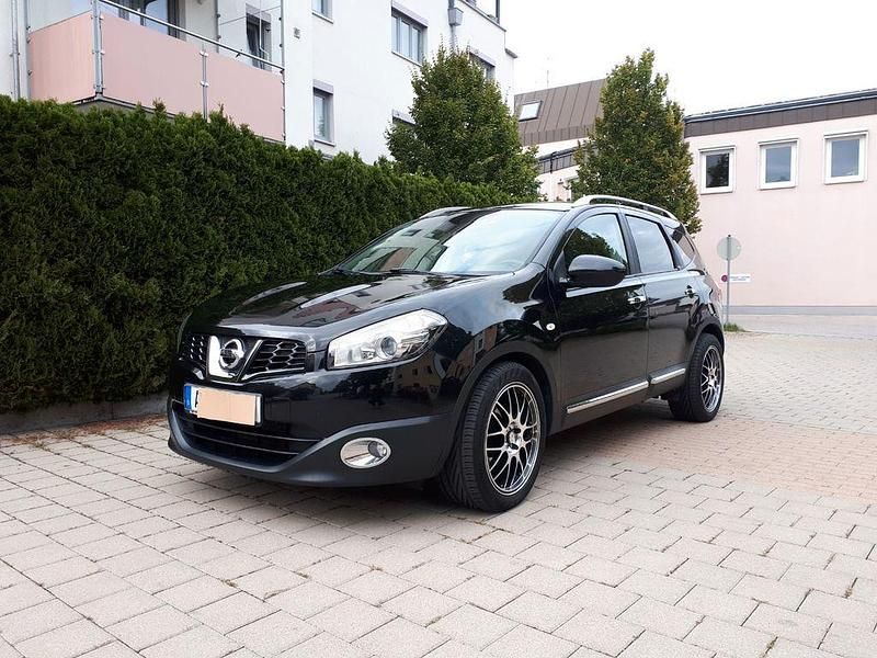 Schwarz Gebraucht 2011 Nissan Qashqai +2 SUV | 7.399 € (Fairer Preis) - Bild 1/4