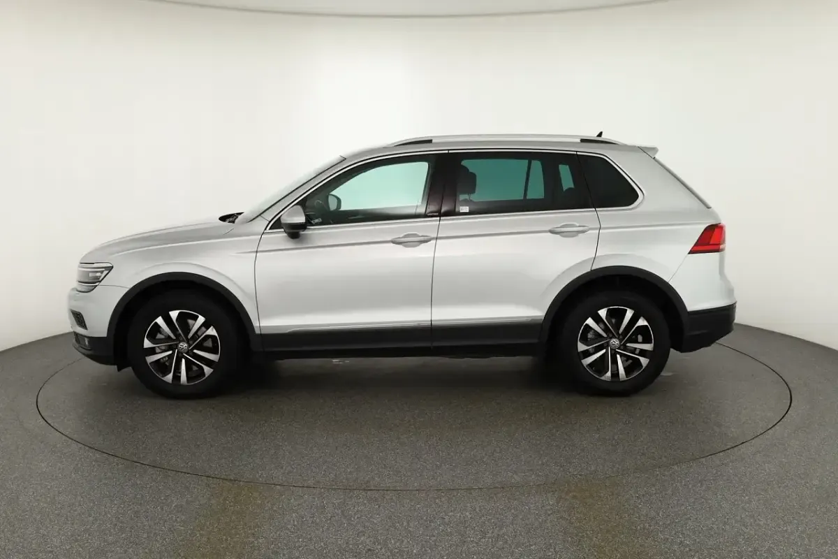 Gebraucht VW Tiguan 190 PS (139 kW) 2020 Silber SUV
