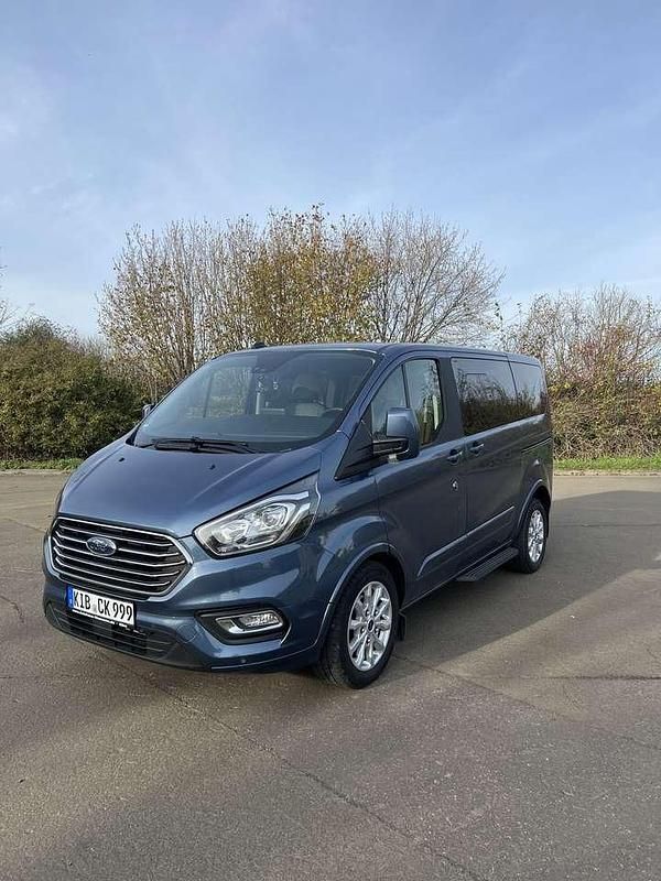 Blau Gebraucht 2023 Ford Tourneo Custom Titanium Van | 41.500 € (Guter Preis) - Bild 1/4