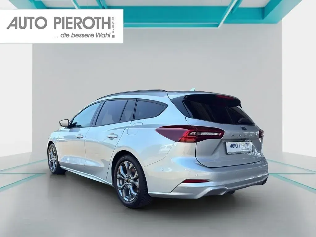 Gebraucht Ford Focus ST-Line X 155 PS (114 kW) 2025 Silber Limousine