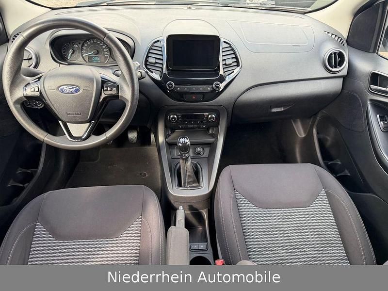 Gebraucht Ford Ka Plus 86 PS (63 kW) 2018 Weiß Kleinwagen