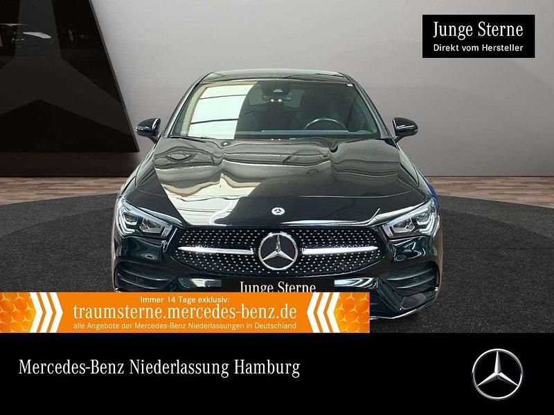 Nachtschwarz Gebraucht 2021 Mercedes CLA250e AMG Limousine | 28.890 € (Fairer Preis) - Bild 1/3