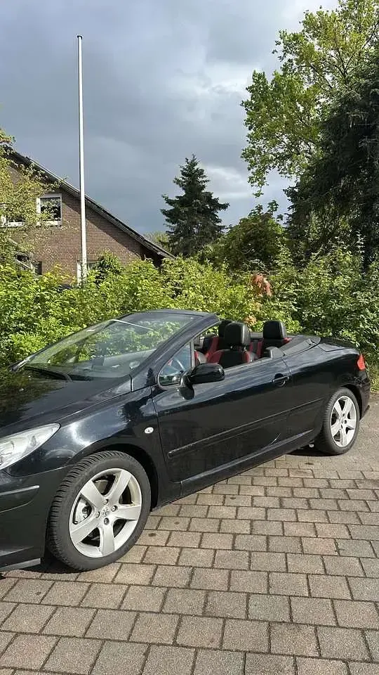 Gebraucht Peugeot 307 CC Platinum 177 PS (130 kW) 2008 Schwarz Cabrio