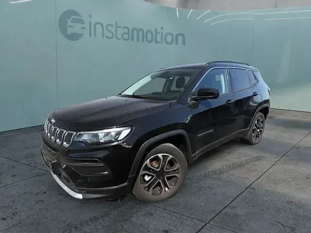 Gebraucht Jeep Compass Limited 131 PS (96 kW) 2023 Schwarz SUV