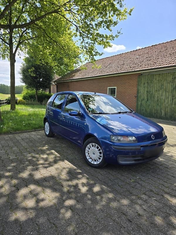 Gebraucht Fiat Punto 75 PS (55 kW) 2002 Blau Kleinwagen