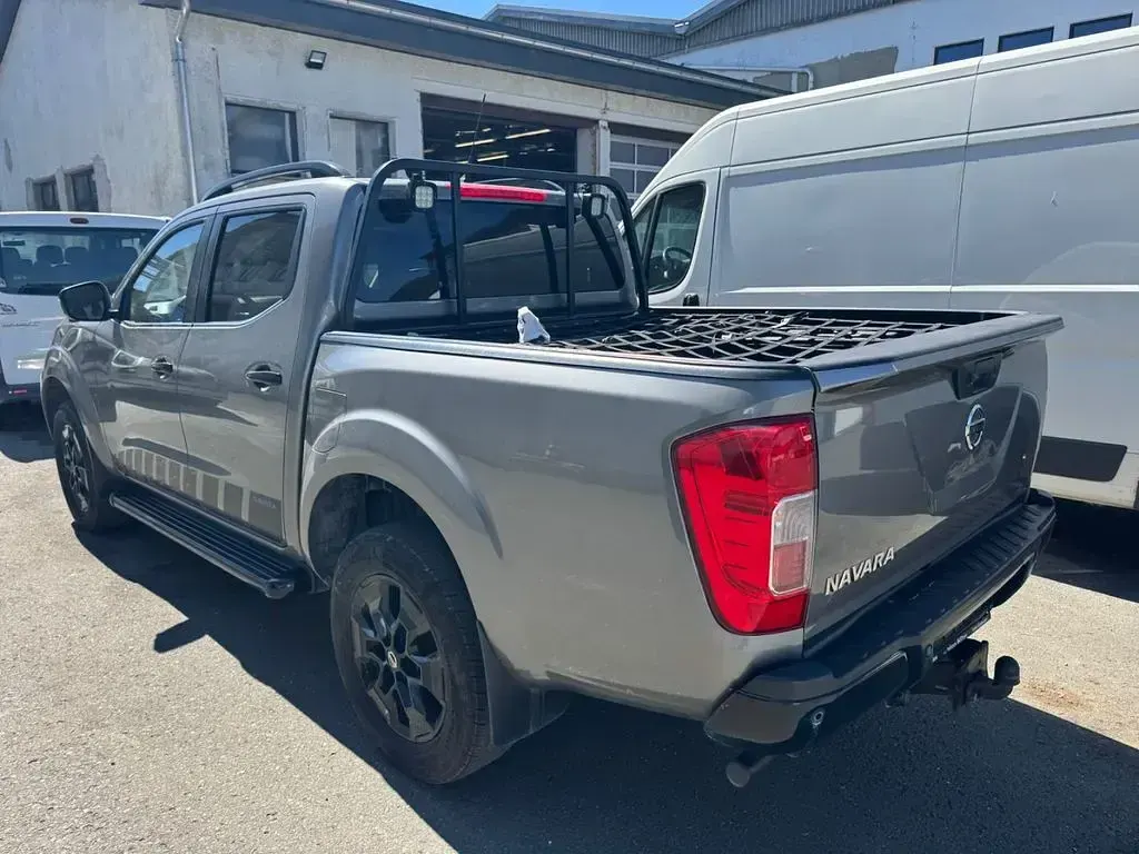 Gebraucht Nissan Navara N-Guard 190 PS (139 kW) 2021 Grau Pickup