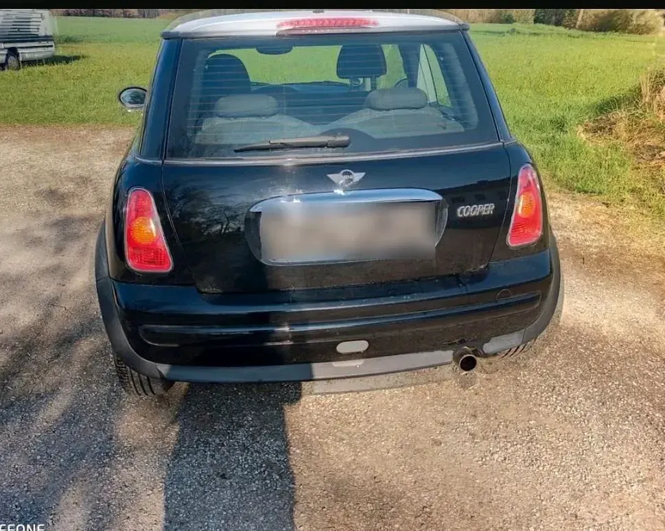 Usata Mini Cooper 115 CV (84 kW) 2002 Nero Utilitaria