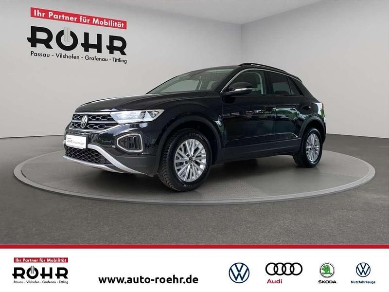 Deep black perleffekt Gebraucht 2024 VW T-Roc Life SUV | 21.050 € (Superpreis) - Bild 1/4
