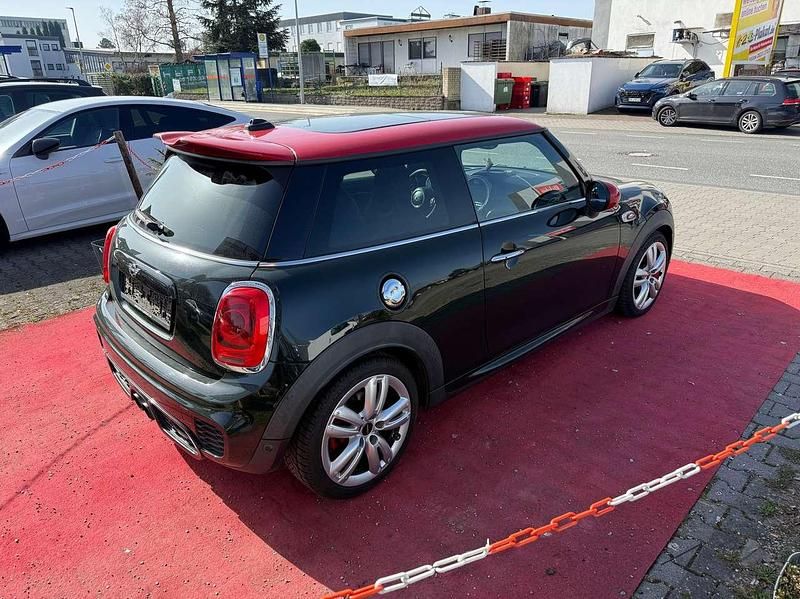 Gebraucht Mini John Cooper Works 231 PS (169 kW) 2015 Rebel green Kleinwagen