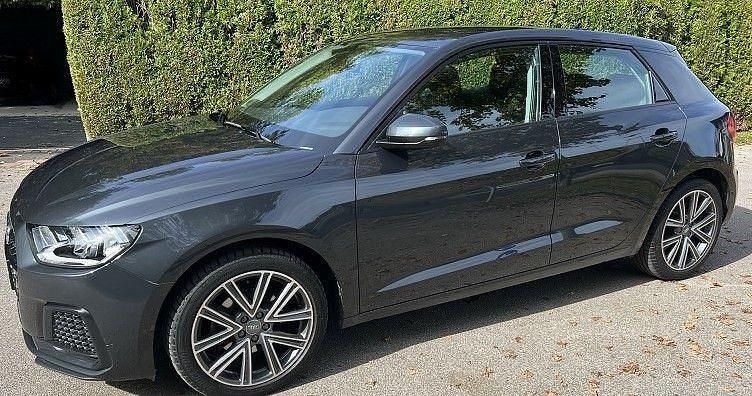 Gebraucht Audi A1 Sportback Advanced 116 PS (85 kW) 2019 Grau Kleinwagen